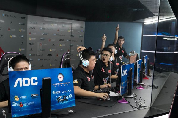 经常性地用 经常性地用