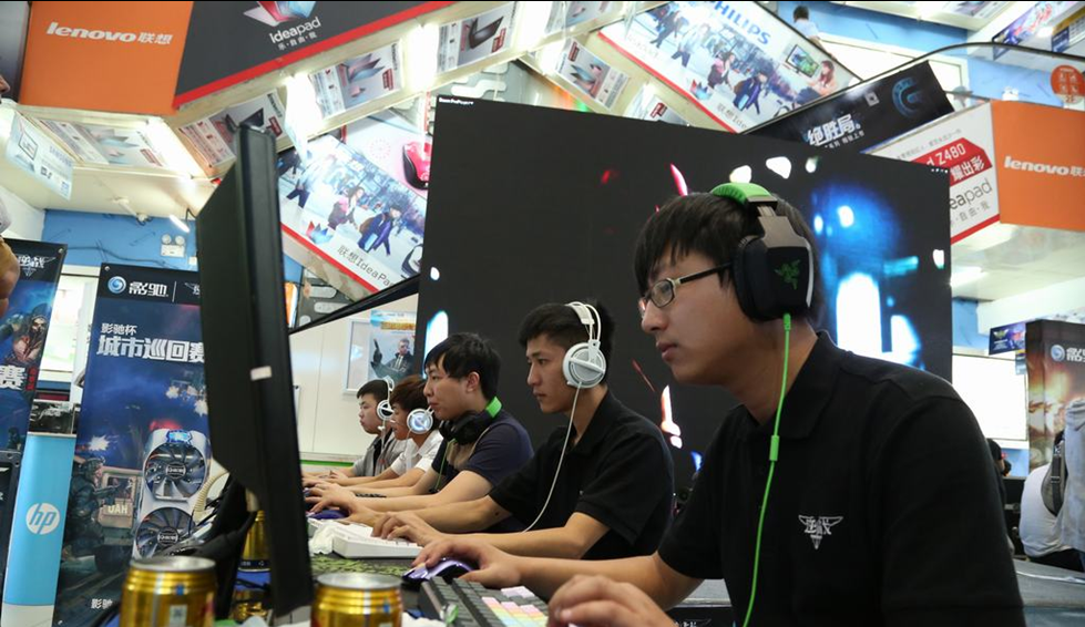 他的家人可 他的家人可