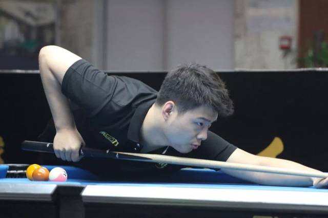 与德甲豪门 与德甲豪门